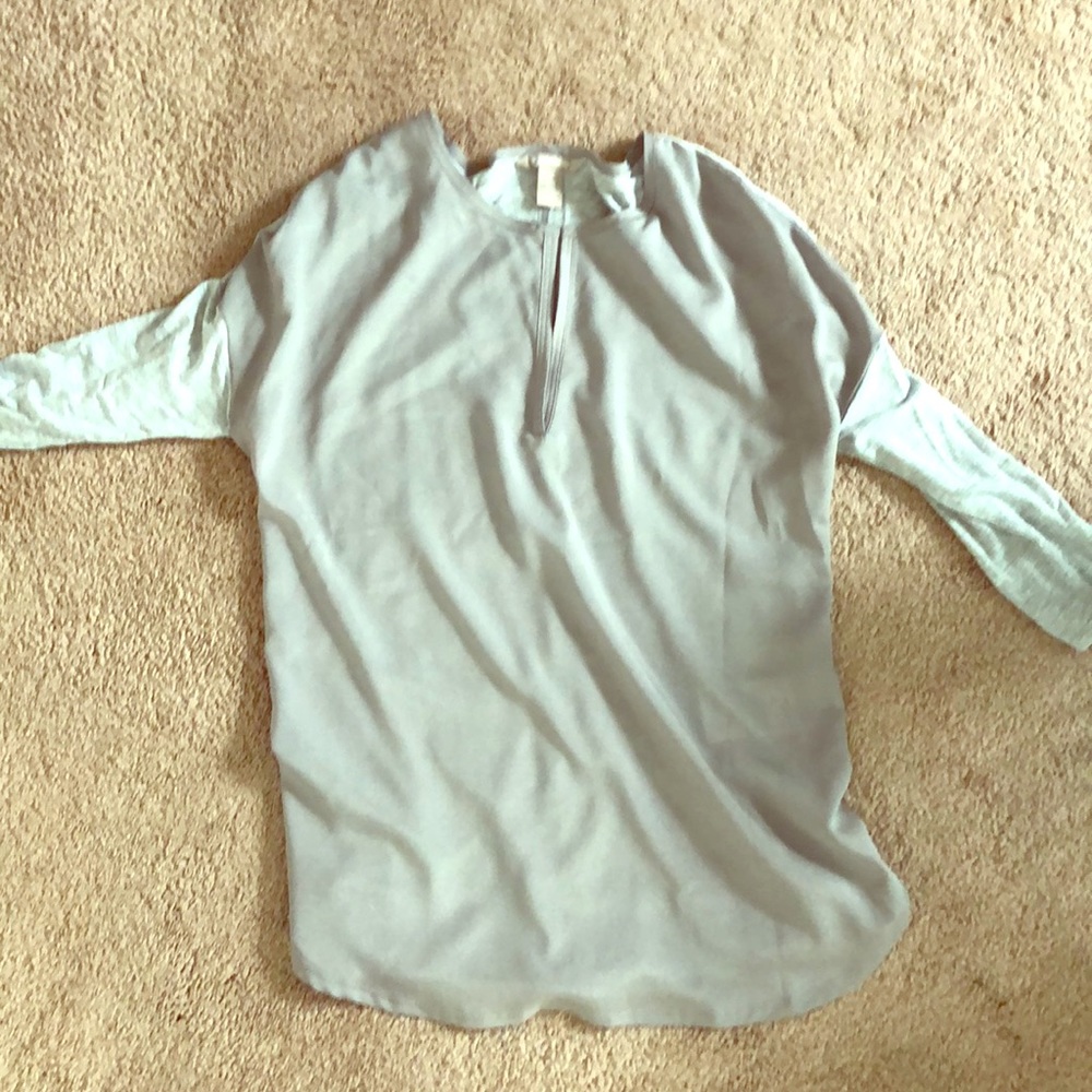 Banana Republic blouse 3/4 length sleeve. Size:M